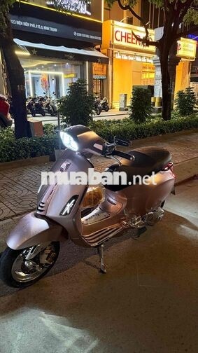 Piaggio Vespa Sprint 125 Up Tech 2026 Hồng 3300km
