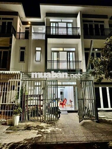 CHO THUÊ NHÀ PHỐ 3 TẦNG NỘI THẤT CƠ BẢN-KĐT PHÚC AN CITY-LONG AN