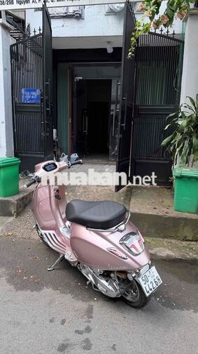 Piaggio Vespa Sprint 125 Up Tech 2026 Hồng 3300km