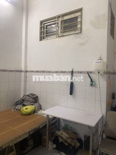 Cho thuê nhà tầng 1 tổng dt 40 m , thích hợp kd onli 