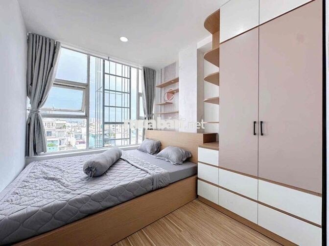 Cho thuê căn 2PN (60m2) thang máy siêu thoáng Đường 3/2 Q10