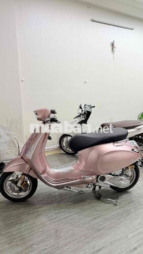 Piaggio Vespa Sprint 125 Up Tech 2026 Hồng 3300km