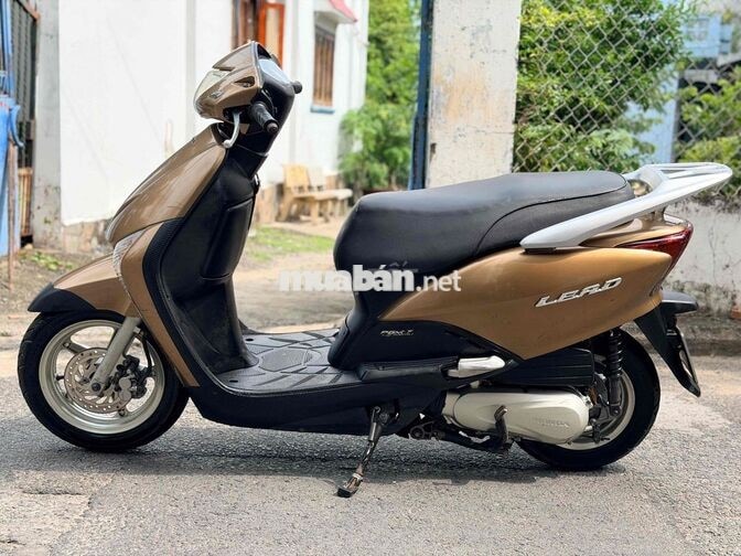 Honda Lead 2011 Vàng đồng