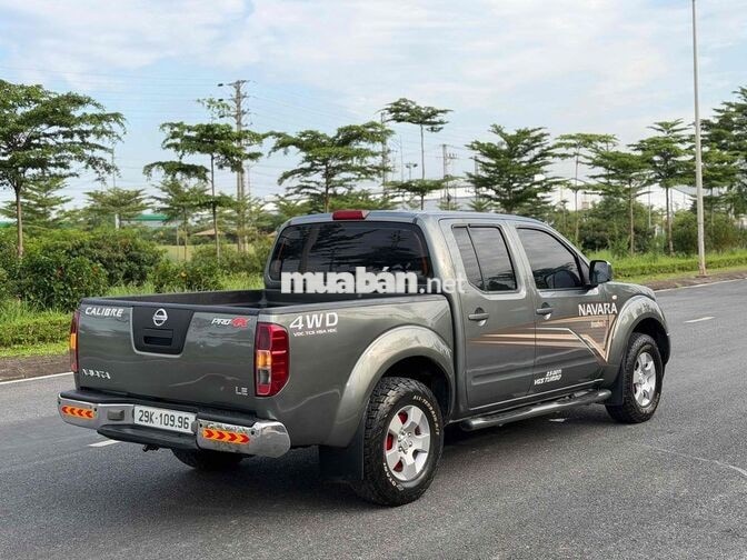 Nissan Navara 2011 4x4 MT Máy Dầu