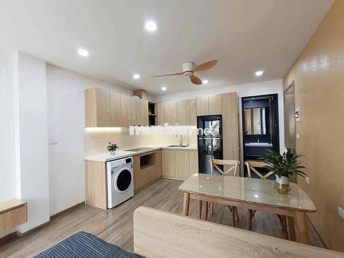 Phòng 35m2_ Studio ban công full nội thất_ 15a Cô Bắc