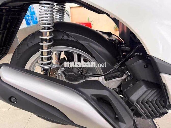 Honda SH 125 CBS 2026 Trắng đen 1000km