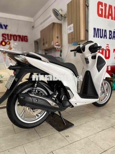 Honda SH 150 ABS 2017 Trắng đen