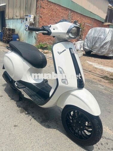 Piaggio Vespa Sprint Trắng Tự động
