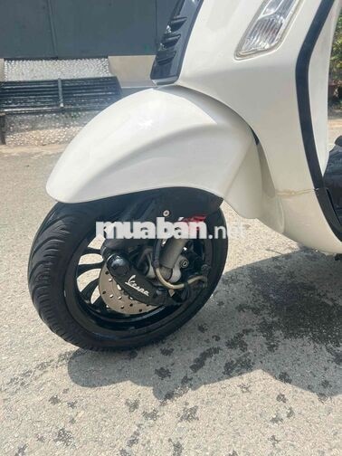 Piaggio Vespa Sprint Trắng Tự động