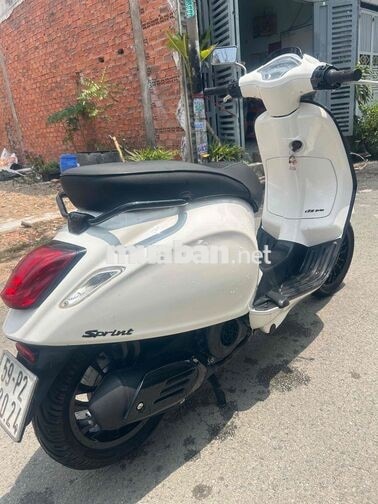 Piaggio Vespa Sprint Trắng Tự động