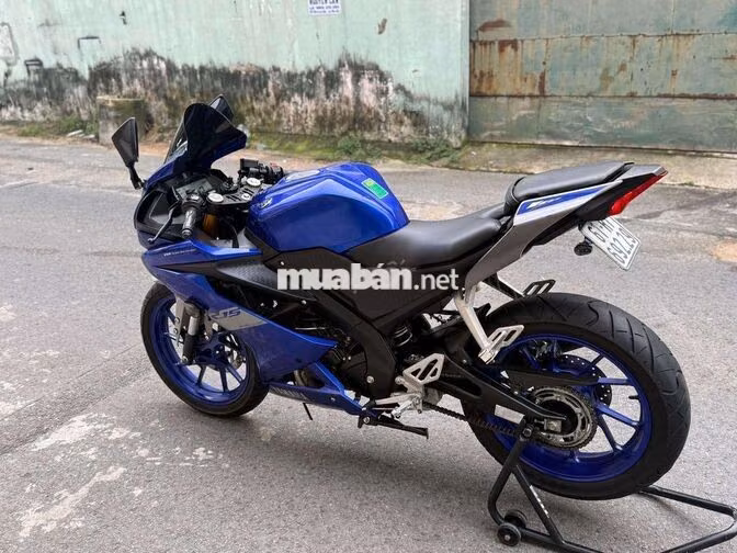 Yamaha R15V3
