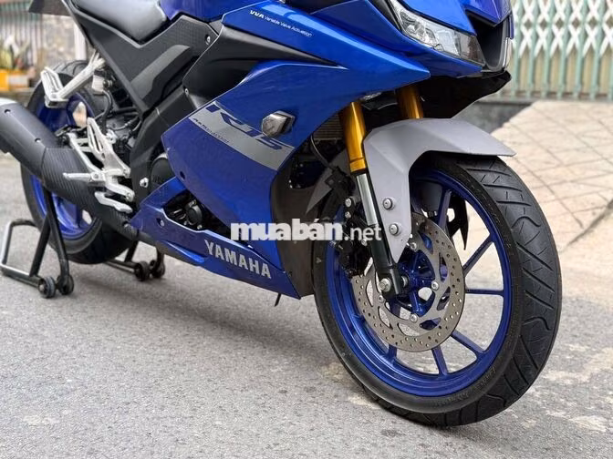 Yamaha R15V3