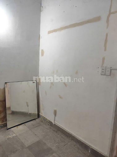 Cho thuê nhà ngõ hẻm Phan Xích Long