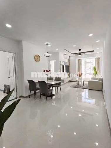 Nguyễn Văn Trỗi Full NT 2pn+wc/Sổ hồng riêng 2 tỷ vậy 80%