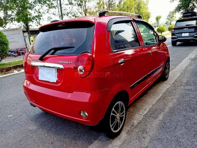 Bán rẻ Chevrolet spark Model 2016 rất đẹp 