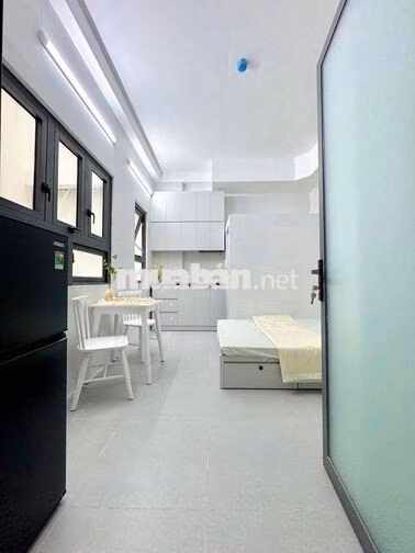 CHO THUÊ PHÒNG CỬA SỔ THANG MÁY LUỸ BÁN BÍCH KÊNH TÂN HOÁ KHUÔNG VIỆT