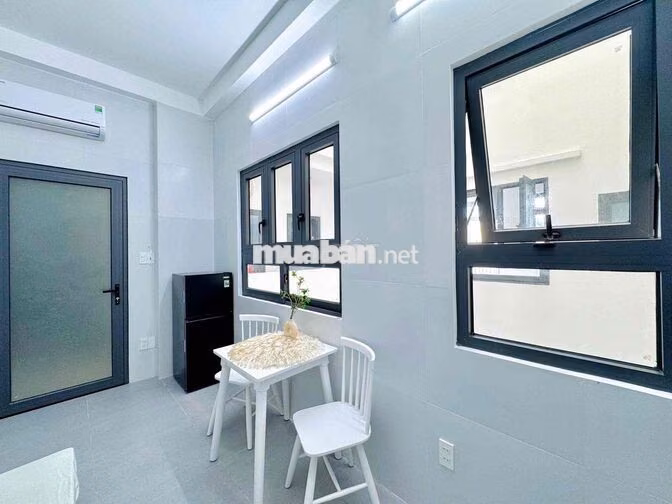 CHO THUÊ PHÒNG CỬA SỔ THANG MÁY LUỸ BÁN BÍCH KÊNH TÂN HOÁ KHUÔNG VIỆT