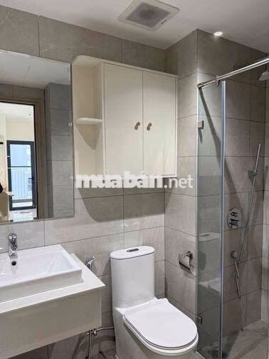 Cho thuê Căn góc 3PN Full nội thất thiết kế. Giá 23 triệu. LH Hương.