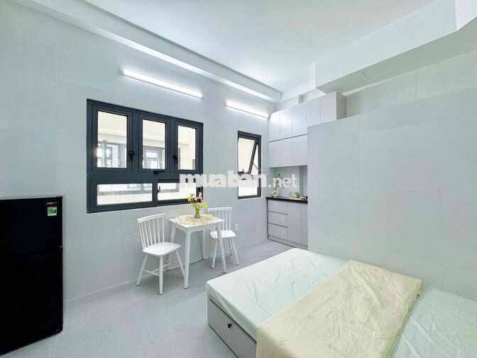 CHO THUÊ PHÒNG CỬA SỔ THANG MÁY LUỸ BÁN BÍCH KÊNH TÂN HOÁ KHUÔNG VIỆT