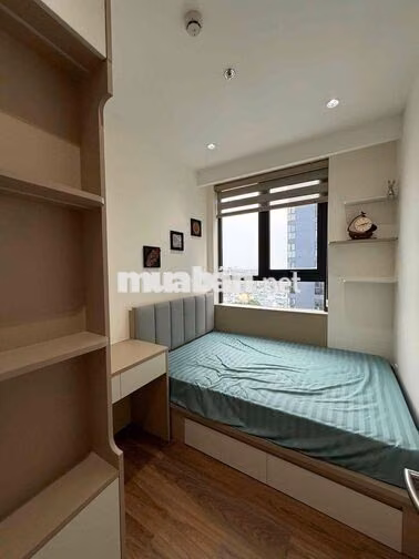 Cho thuê Căn góc 3PN Full nội thất thiết kế. Giá 23 triệu. LH Hương.
