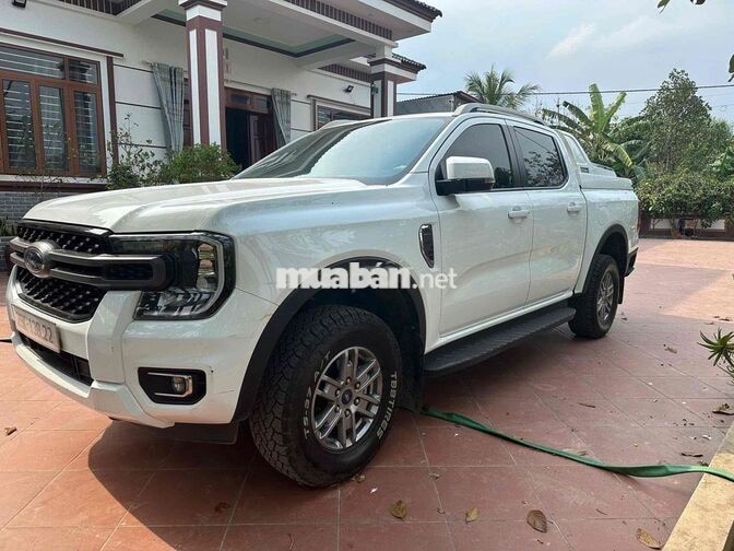 Ford Ranger XLS 2024, số tự động, chính chủ.