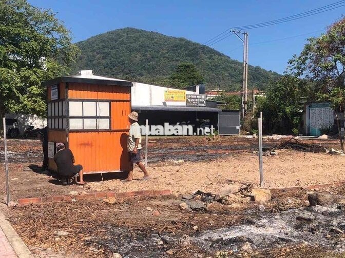 Đất mặt tiền đường Trường Chinh- trục chính lên cao tốc- Giá siêu rẻ