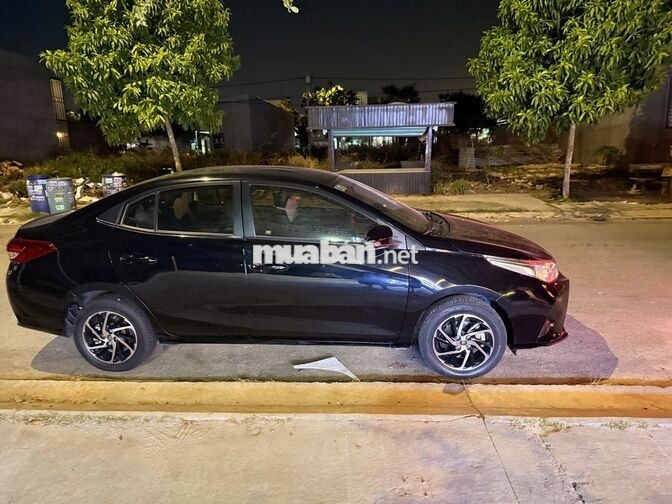 Toyota Vios 1.5E-MT 2022 Số sàn Đen