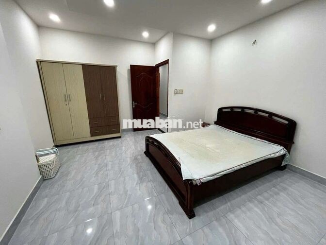 CHO THUÊ NHÀ 4 LẦU MẶT TIỀN LÝ TẾ XUYÊN, LINH ĐÔNG – THỦ ĐỨC. DT:5 x26