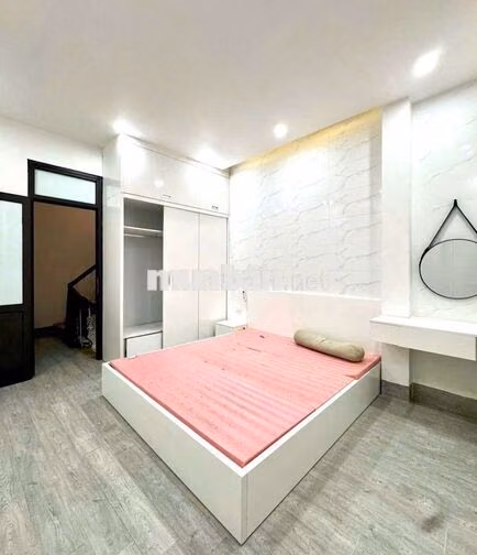 Kim Hoa, Đống Đa – Nhà nguyên căn 4 tầng, 2 ngủ, full đồ, 11tr
