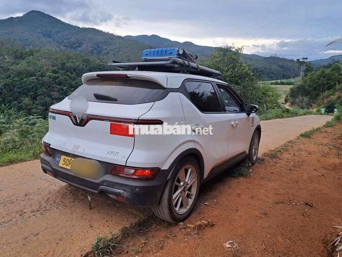 VinFast VF 5 Plus T9/2024 Trắng 70k km