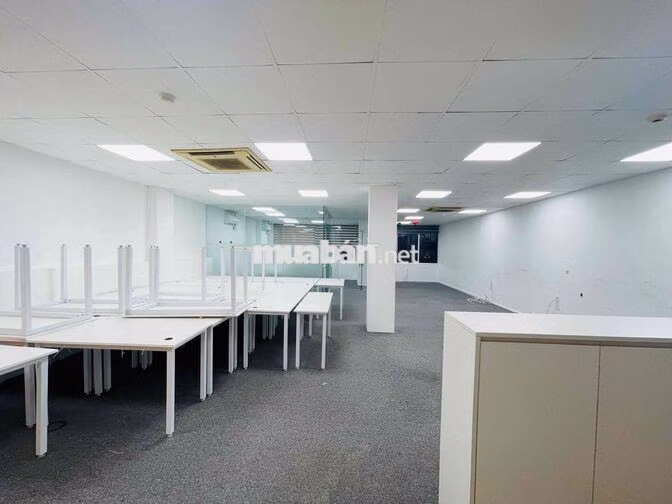 Cho thuê văn phòng tại Huỳnh Thúc Kháng 145m2 giá 27t full đồ
