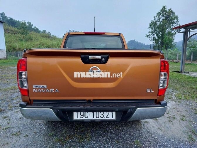 Nissan Navara EL 2016 2.5 AT Vàng