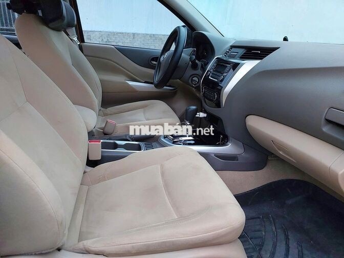 Nissan Navara EL 2016 2.5 AT Vàng