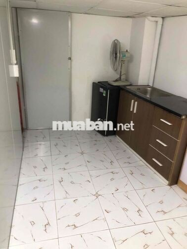 Phòng nhỏ xinh full nội thất đi bộ 5p đến ĐH Công Thương