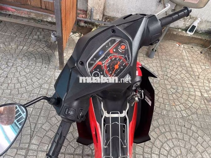 Honda Blade 2024 Đỏ đen