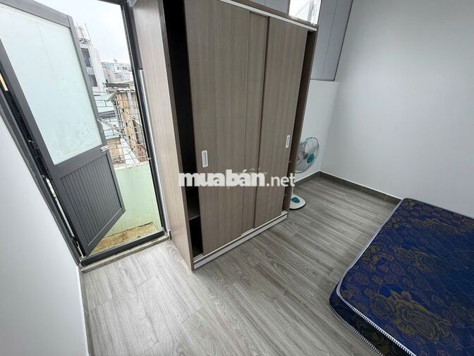 Phòng ngay ngã 5 Bình Hoà, full nội thất, có BAN CÔNG sau