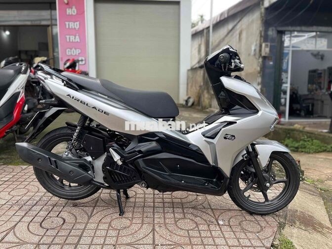 Honda AirBlade 2022 125Fi Xám đen