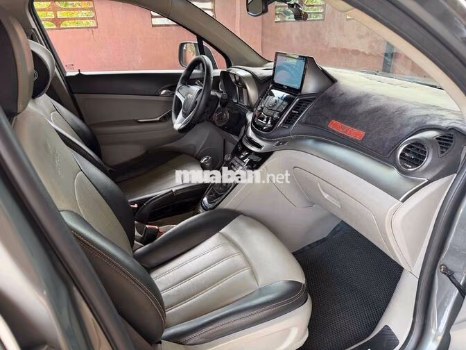 Chevrolet Orlando 2012 LT Xám 7 chỗ