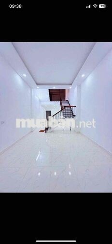 NHÀ PHỐ CUỐI NGUYỄN OANH. TRỆT LỬNG 2 LẦU 5PN 5WC. SÂN XE HƠI