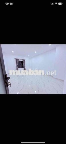NHÀ PHỐ CUỐI NGUYỄN OANH. TRỆT LỬNG 2 LẦU 5PN 5WC. SÂN XE HƠI