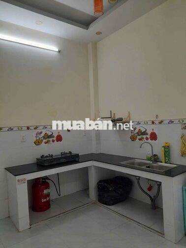 cho thuê nhà mặt tiền nhánh5×20 2 tẩng 9tr