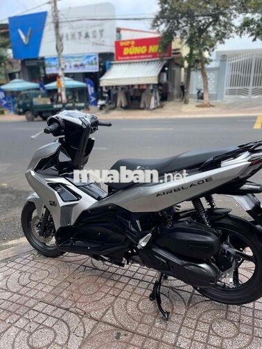 Honda AirBlade 2022 125Fi Xám đen