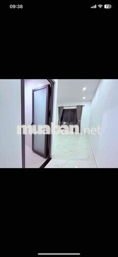 NHÀ PHỐ CUỐI NGUYỄN OANH. TRỆT LỬNG 2 LẦU 5PN 5WC. SÂN XE HƠI