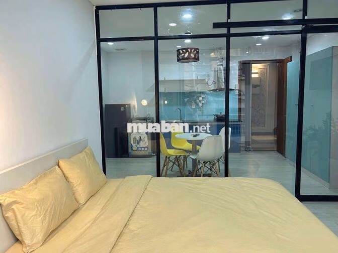 Cho thuê căn hộ 1PN 40m2 ban công - Võ Thị Sáu Quận 1, Gần
