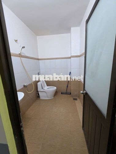 Nhà đẹp cho thuê, 4 tấm, mặt tiền Khu Tên Lửa