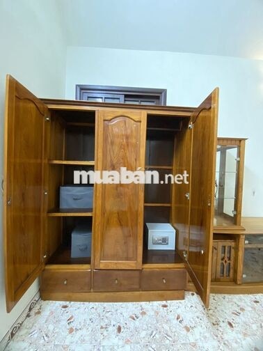 QUẬN 1 – PHÒNG 40m² - NỘI THẤT CƠ BẢN – GIỜ GIẤC TỰ DO