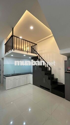 CĂN HỘ DỊCH VỤ FULL NỘI THẤT TÁCH BẾP DUPLEX GIẾNG TRỜI - 6Tr9 - 30m²