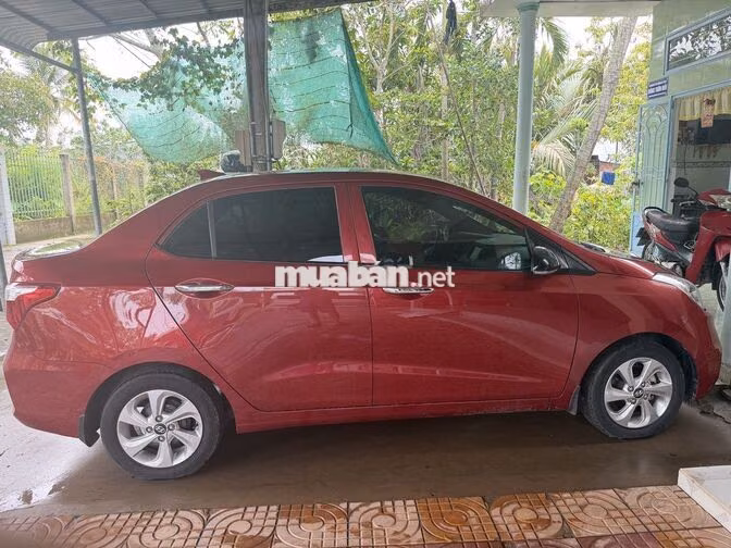Hyundai i10 sedan 2021 Số sàn 60.000km Đỏ
