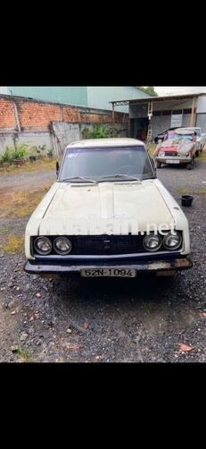 Toyota Mark 2 Coupe 1968 Trắng xanh