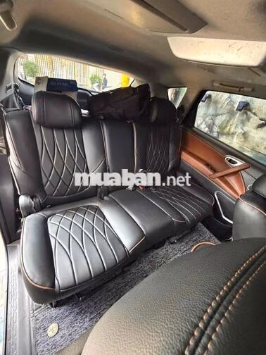 Luxgen U7 SUV 7 chỗ Tự động Xăng Trắng